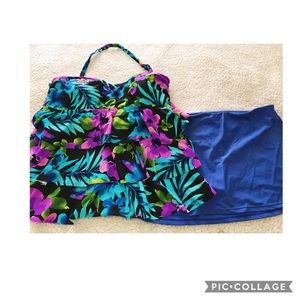 Island Escape Swimwear top and bottom size 14